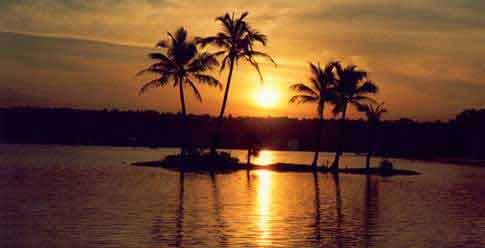 Kerala-Backwaters 5 Nights / 6 Days